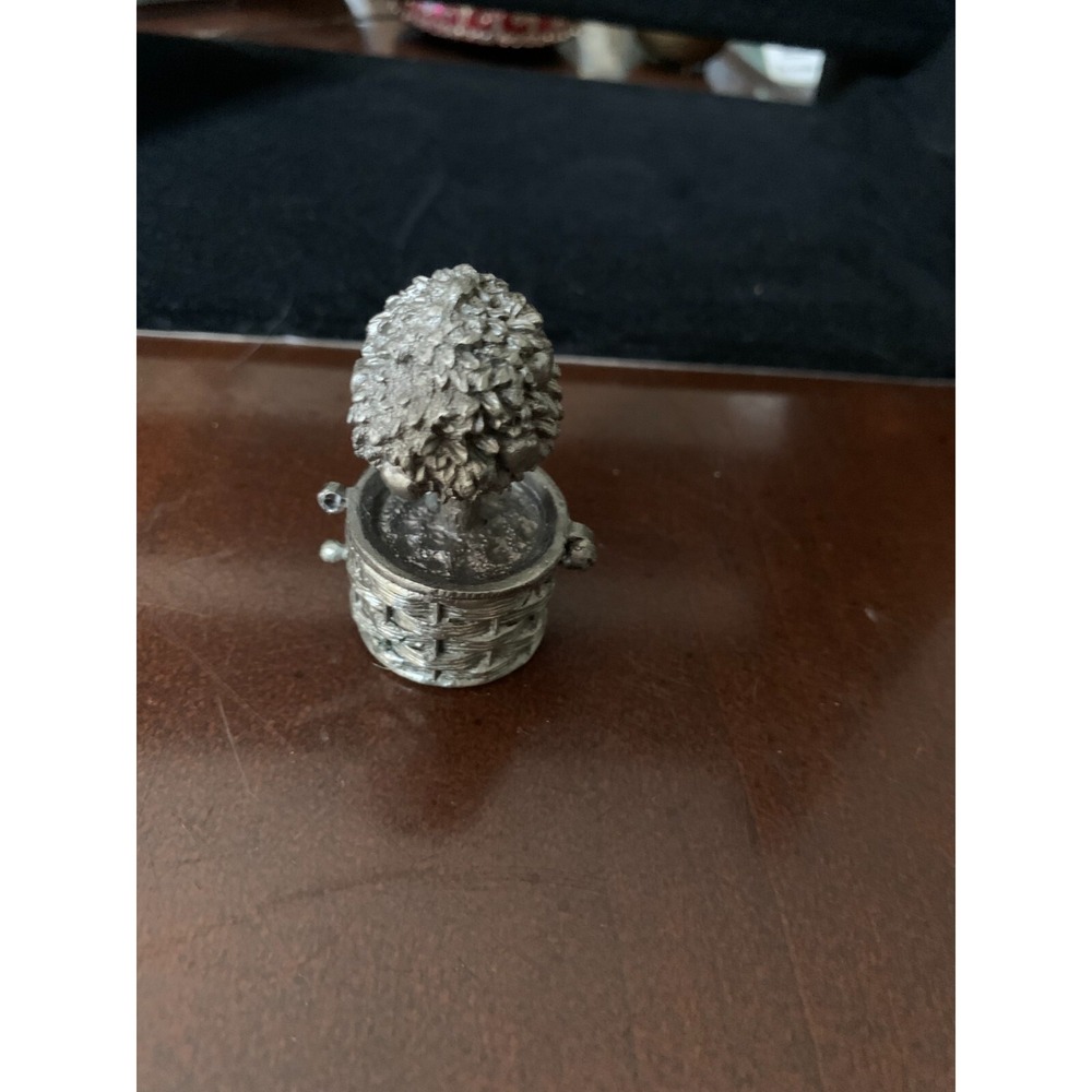 Vintage Russ Berrie Pewter‎ Topiary Pill Box 3 inches Good Condition